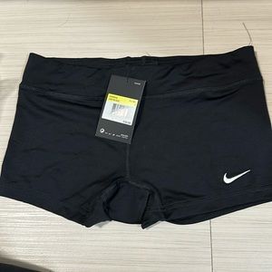 NWT Nike Volleyball skins/shorts women’s size small